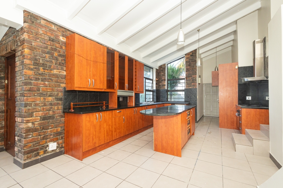 4 Bedroom Property for Sale in Selbourne Western Cape